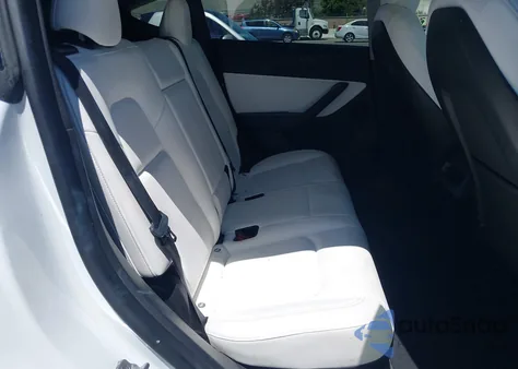 2022 Tesla Model Y Long Range Dual Motor All-Wheel Drive из США, поврежденный, VIN 7SAYGDEE2NF355158